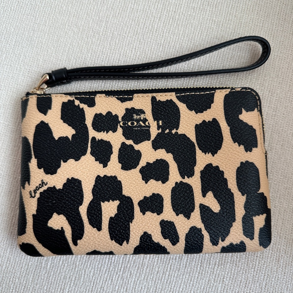 Coach Corner Zip Wristlet Leopard Print